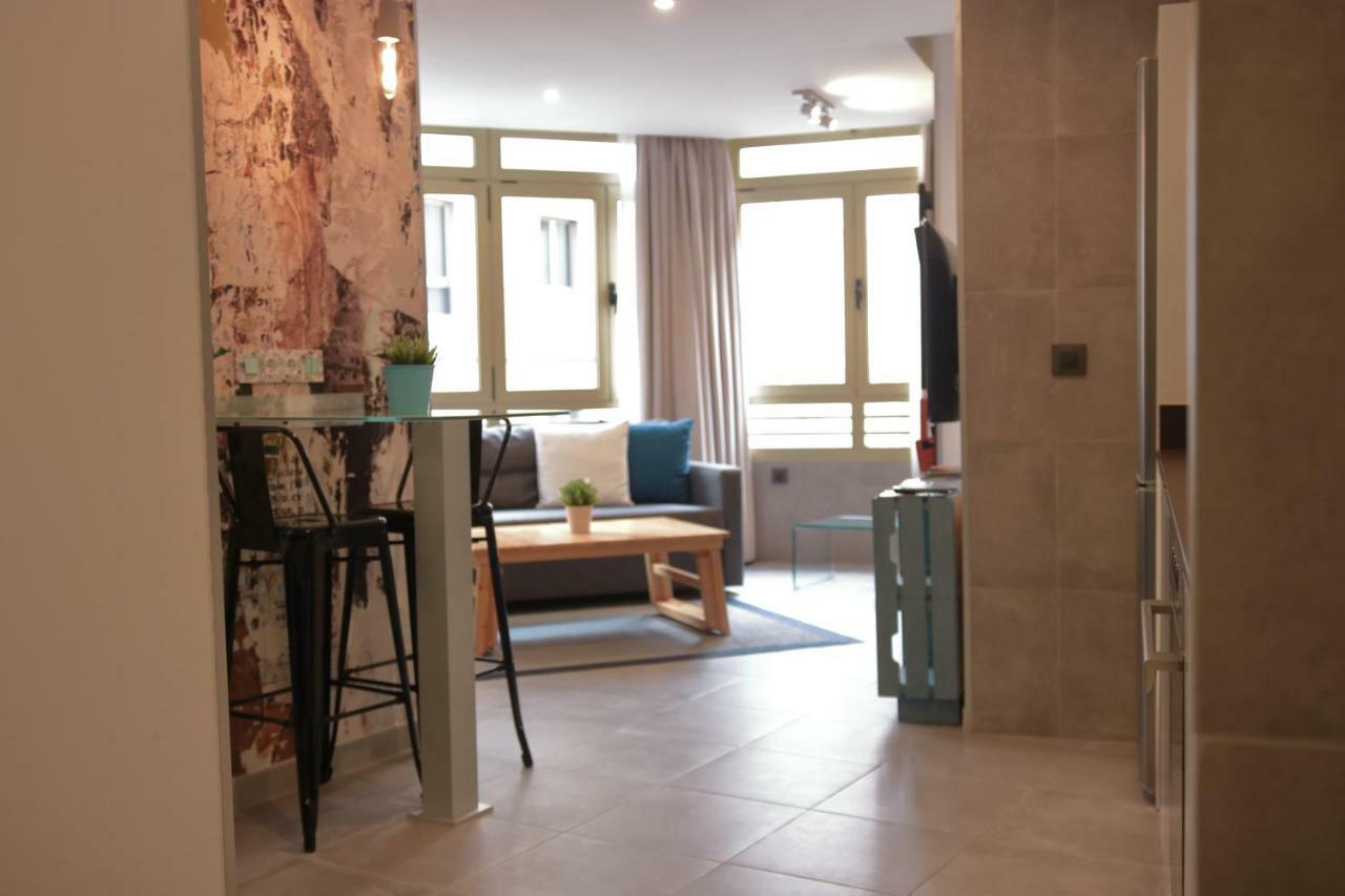 Piso Con Piscina Y Garaje En La Playa De Las Canteras 라스팔마스 외부 사진